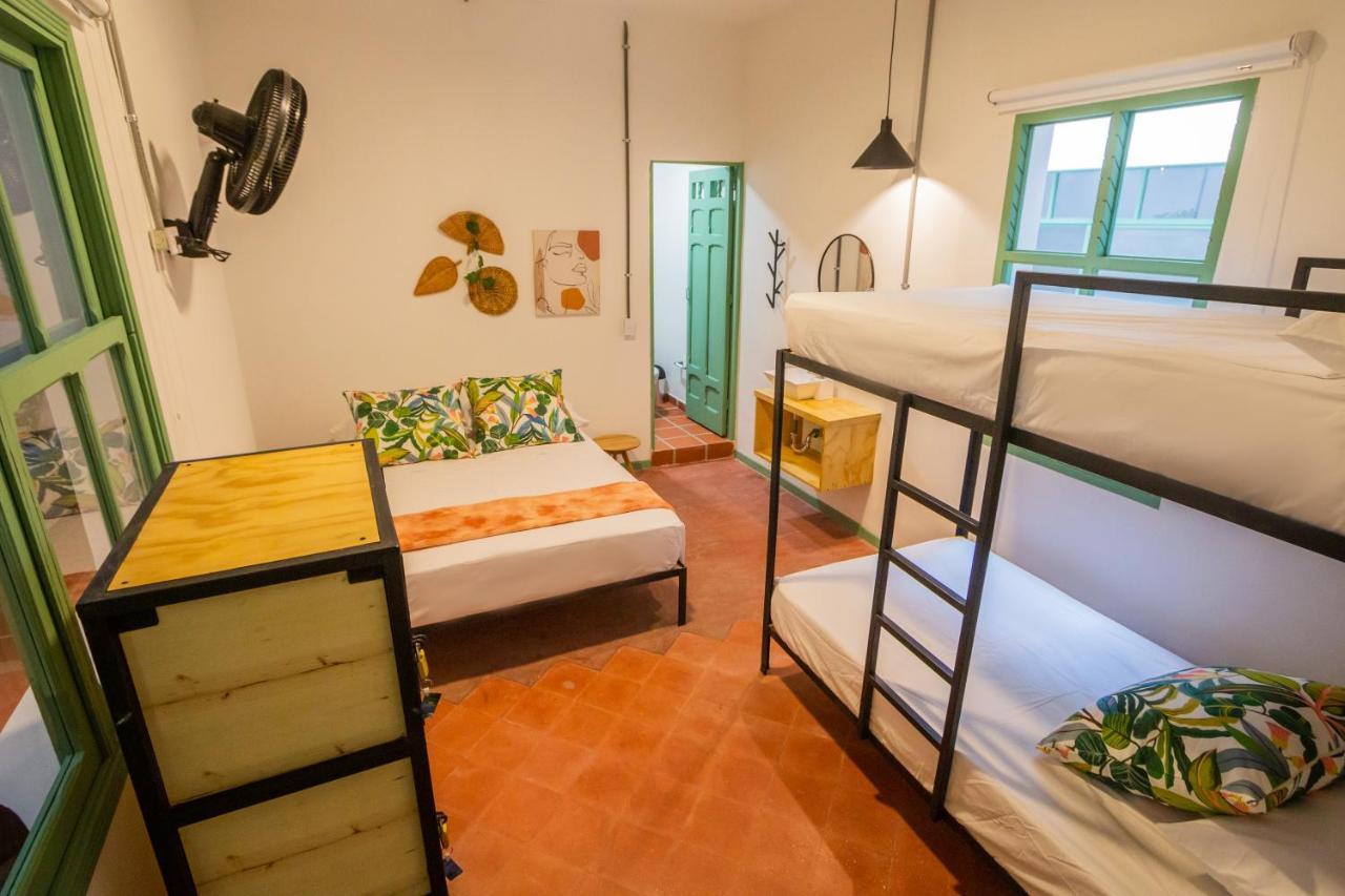 Centro Hostel Medellín Exteriör bild