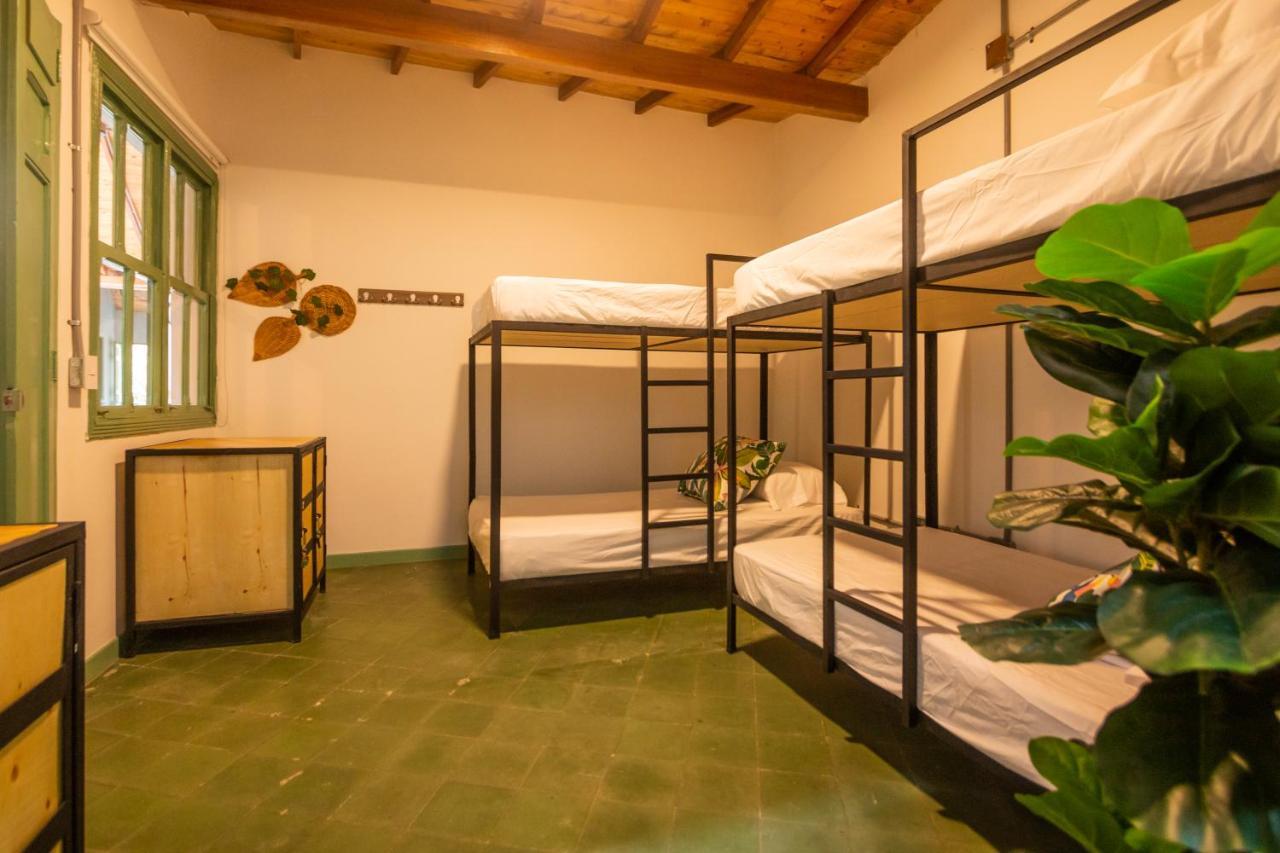 Centro Hostel Medellín Exteriör bild