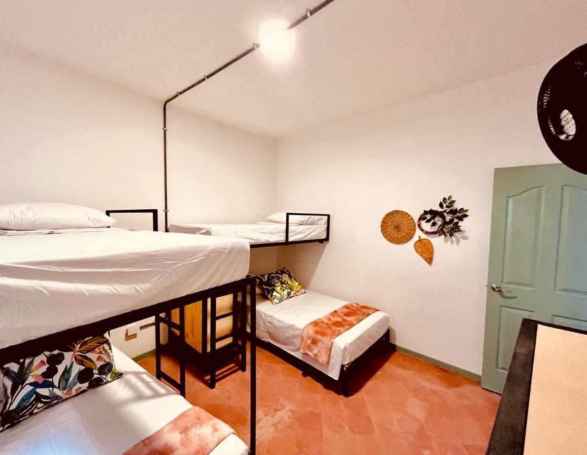 Centro Hostel Medellín Exteriör bild