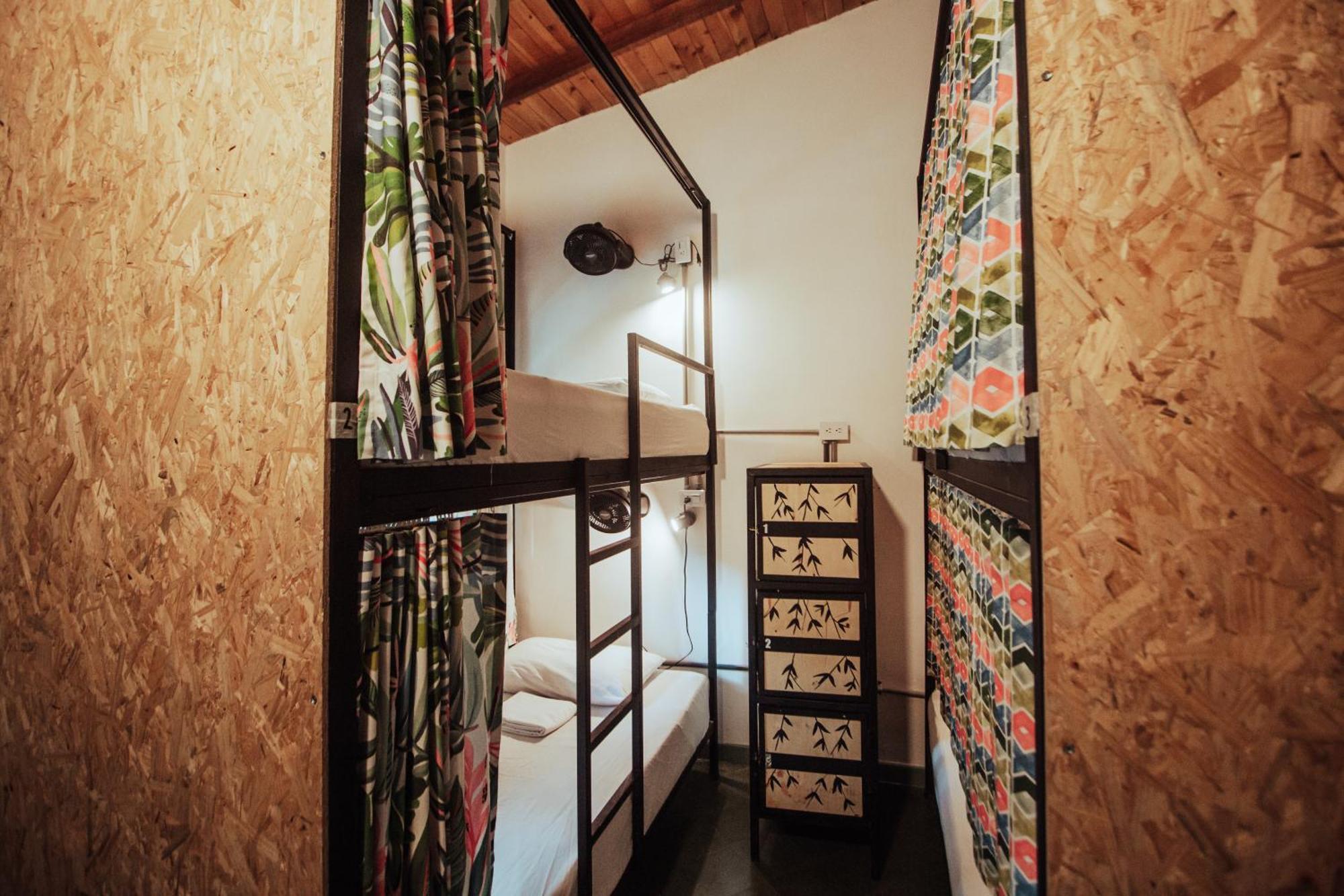 Centro Hostel Medellín Exteriör bild